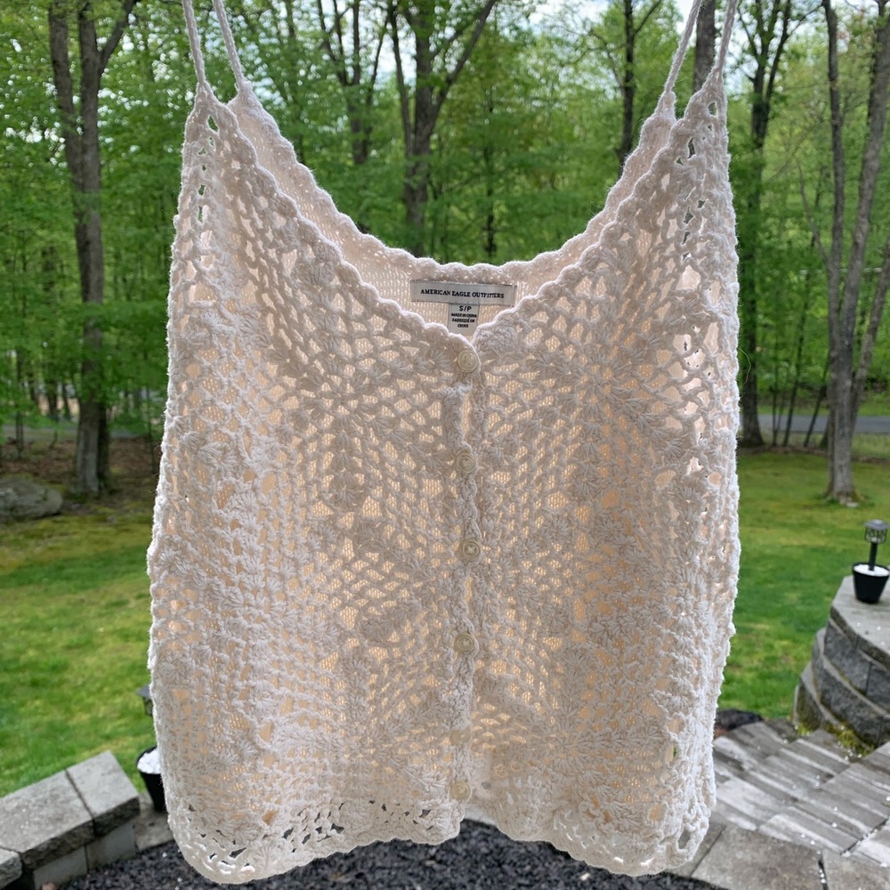 American Eagle Outfitters - Knitted Buttoned Cami